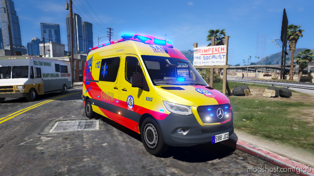 GTA 5 Vehicle Mod: Samur-Ambulance Mercedes Sprinter (Featured)