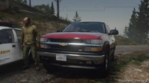 GTA 5 Chevrolet Vehicle Mod: 2001 Chevrolet Suburban (Image #5)