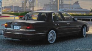 ETS2 Ford Car Mod: Crown Victoria 2012 V5.3 1.44 (Image #4)