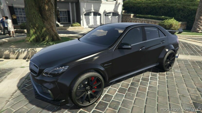 GTA 5 Mercedes-Benz Vehicle Mod: E63 AMG (Featured)