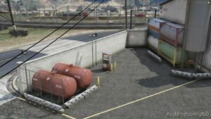 GTA 5 Map Mod: Better Fort Zancudo Garage (Image #2)