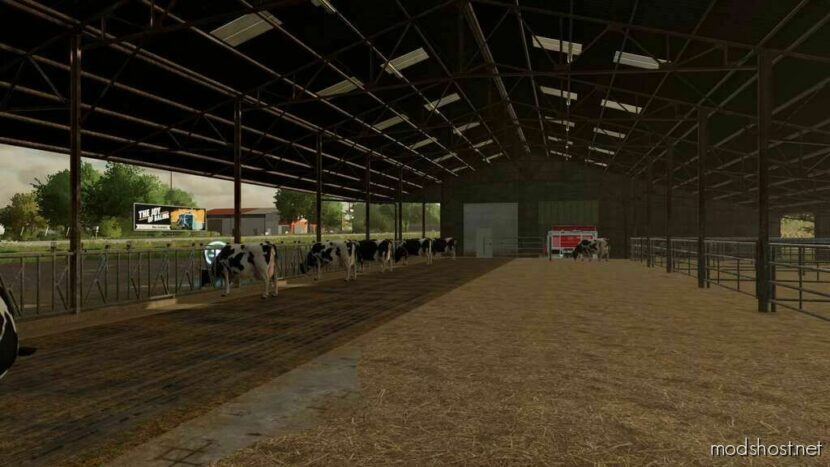 FS22 Placeable Mod: OLD Stable (Featured)