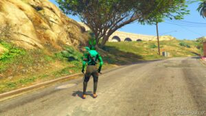 GTA 5 Player Mod: Green Bunny (Image #2)