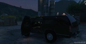 GTA 5 Vehicle Mod: GMC Suburban 1997 (2 Door + 4 Door) Replace + Unlocked (Image #3)