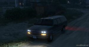 GTA 5 Vehicle Mod: GMC Suburban 1997 (2 Door + 4 Door) Replace + Unlocked (Image #4)