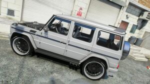 GTA 5 Mercedes-Benz Vehicle Mod: G55 Hamann Glowing Lights (Image #2)