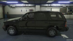 GTA 5 Chevrolet Vehicle Mod: 2002 Chevrolet Tahoe Base Trim (Image #2)