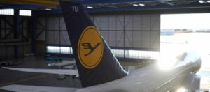 MSFS 2020 Lufthansa Livery Mod: Asobo Boeing 747-8I Lufthansa (D-Abyu) V1.1.0 (Image #10)