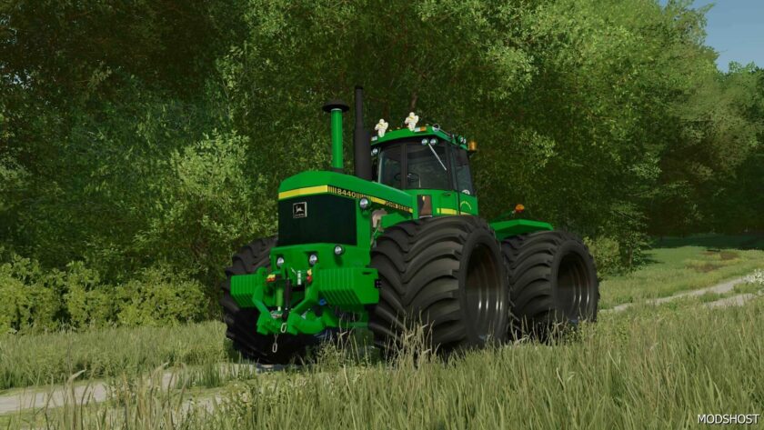 FS22 John Deere Tractor Mod: 8440 (Featured)