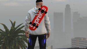 GTA 5 Player Mod: Skateboard on Back (Image #2)