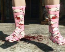 GTA 5 Player Mod: Trippy Socks for Females (Hello Kitty Retextured) (Image #2)