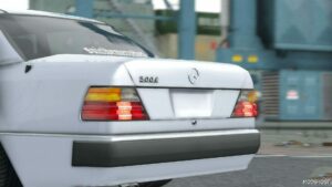 GTA 5 Mercedes-Benz Vehicle Mod: W124 500E (Image #4)