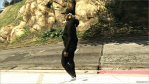 GTA 5 Player Mod: Rapper Grandmother (Image #2)