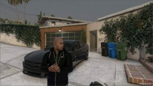 GTA 5 Player Mod: Amiri X Nike Coat for Franklin (Image #3)